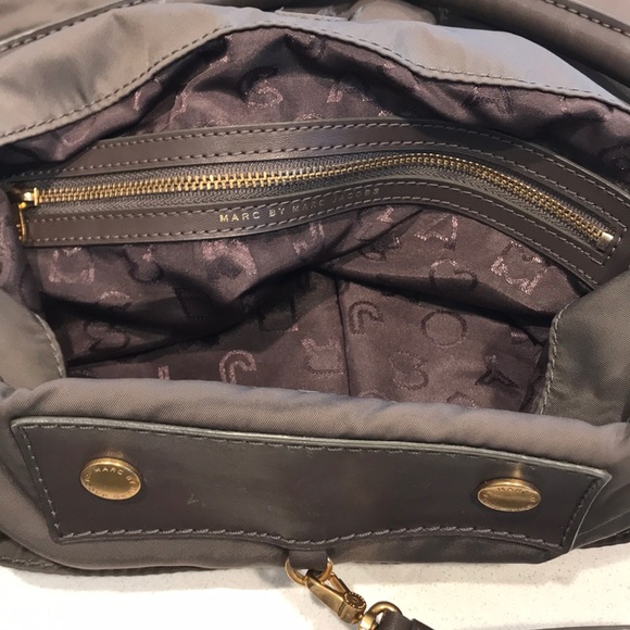 Olive Marc Jacobs crossbody - Picture 4 of 6